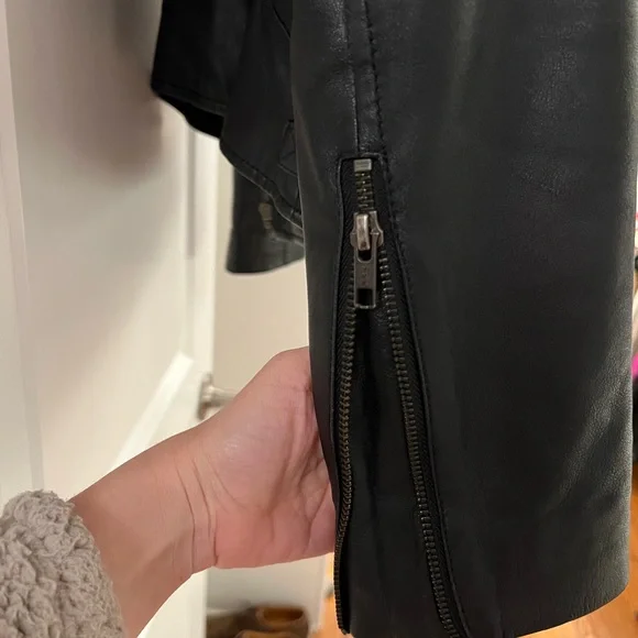 Trouvé black leather moto jacket - Picture 6 of 6